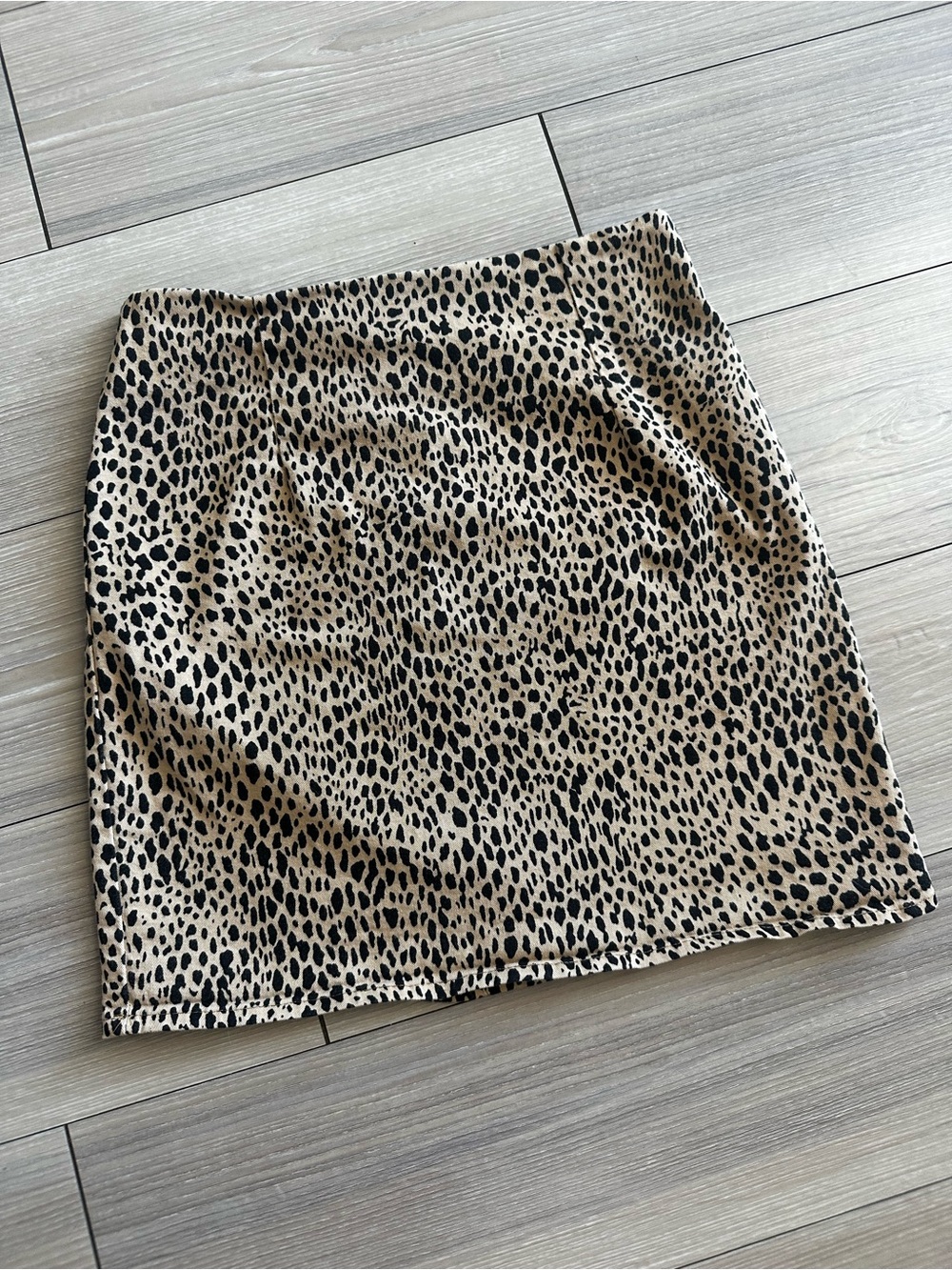 Brandy Melville Leopard Print Mini Skirt - Beige and Black